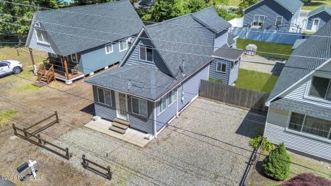 375 E Barnegat Avenue Bayville NJ 08721
