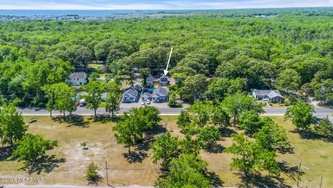 375 E Barnegat Avenue Bayville NJ 08721
