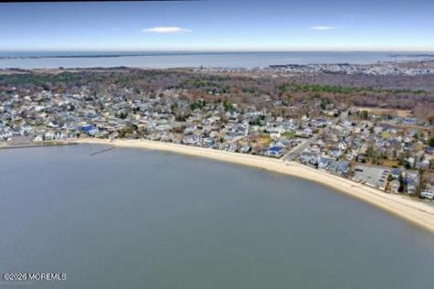 375 E Barnegat Avenue Bayville NJ 08721