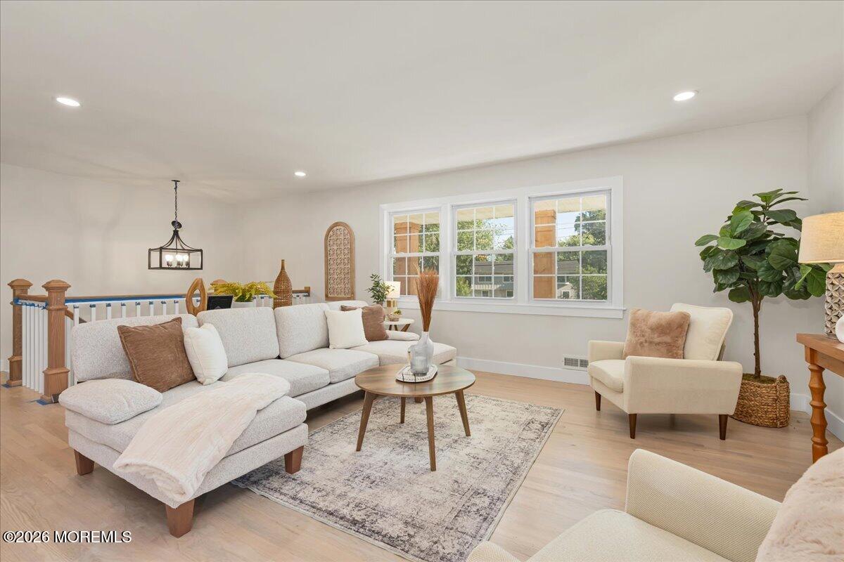 5 Colonial Way Lincroft NJ 07738