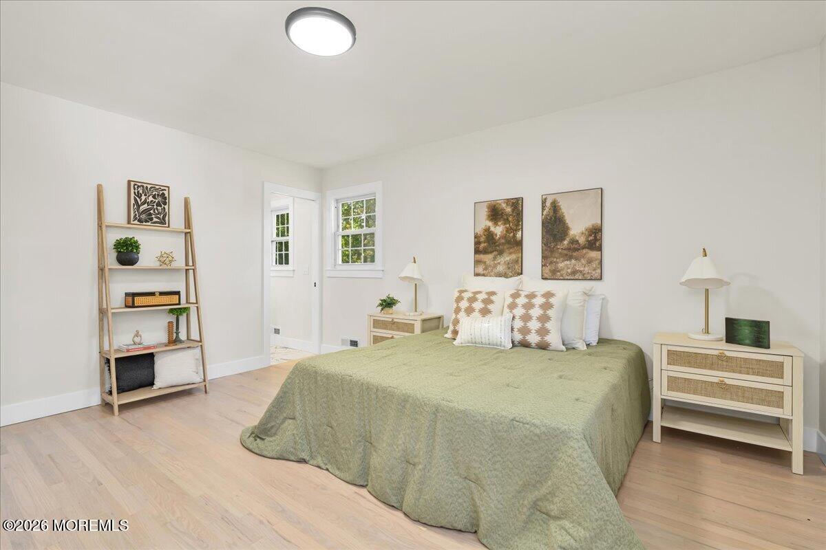 5 Colonial Way Lincroft NJ 07738