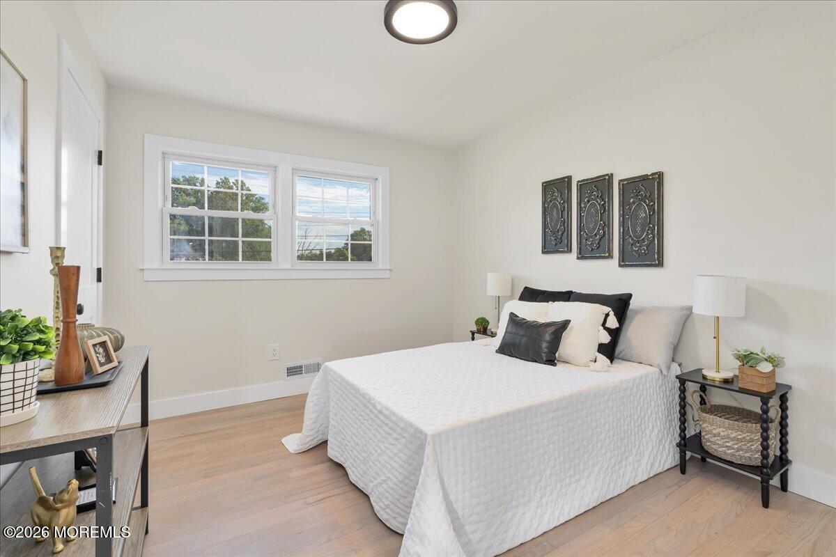 5 Colonial Way Lincroft NJ 07738