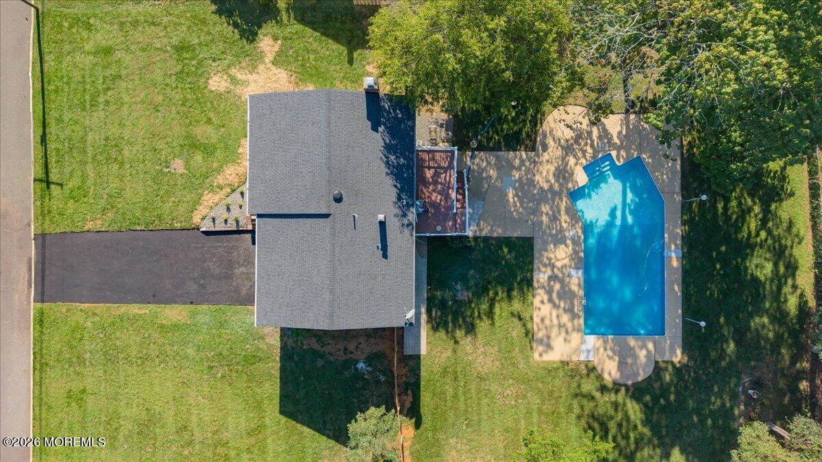 5 Colonial Way Lincroft NJ 07738
