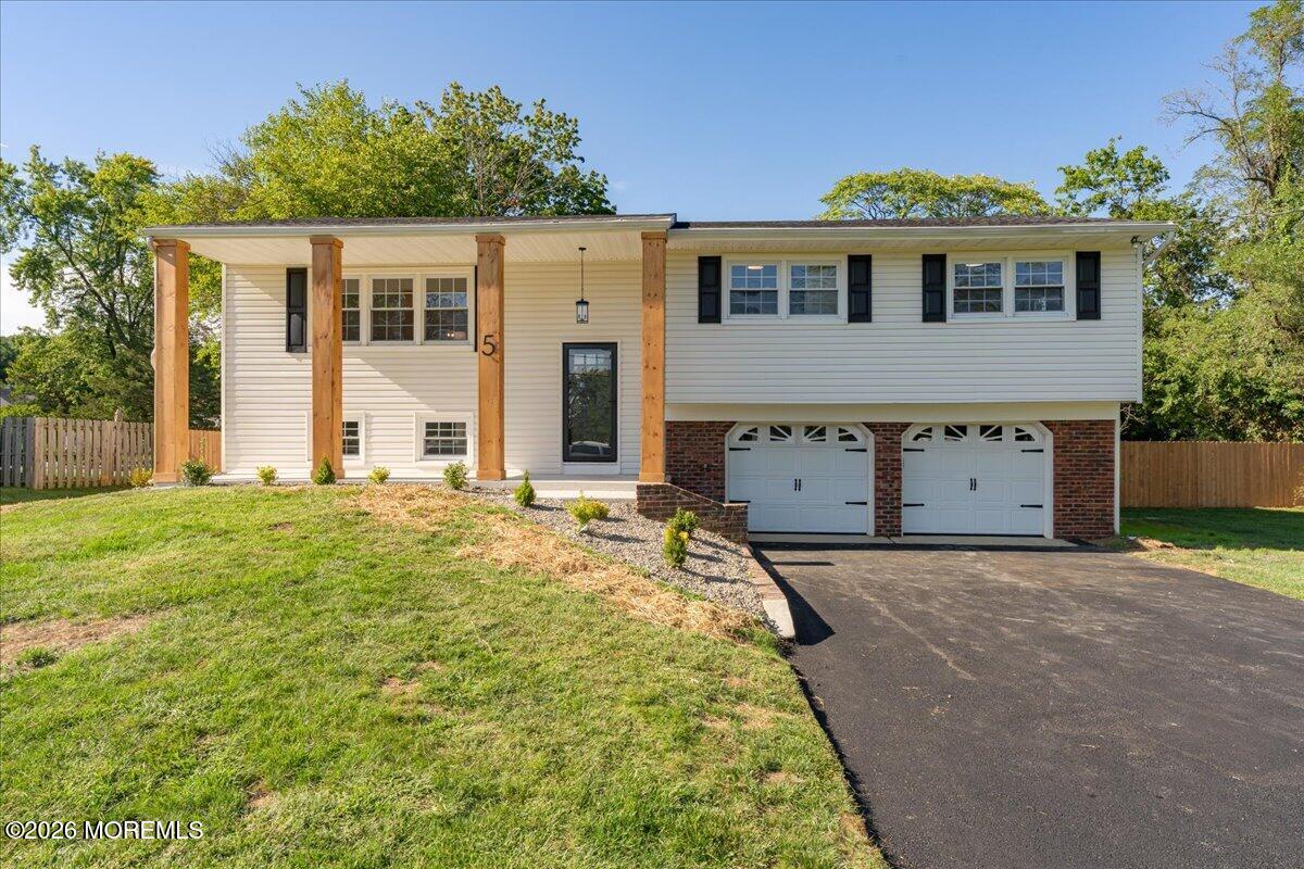 5 Colonial Way Lincroft NJ 07738