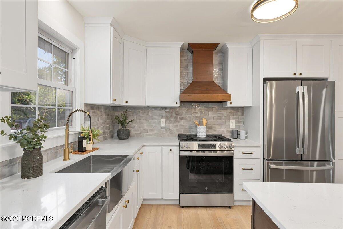 5 Colonial Way Lincroft NJ 07738