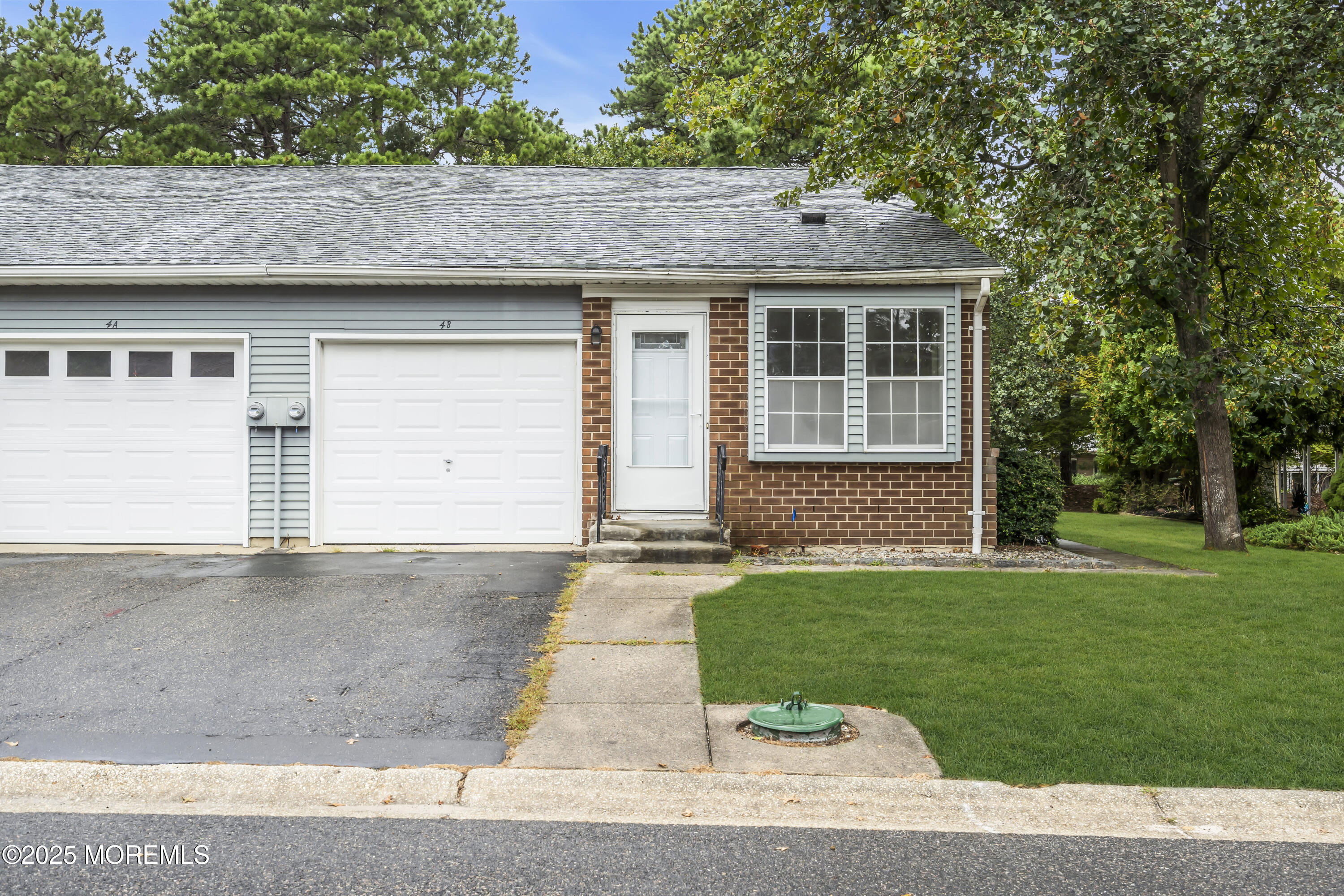4B Pembroke Lane Whiting NJ 08759