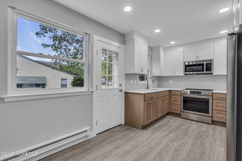 4B Pembroke Lane Whiting NJ 08759