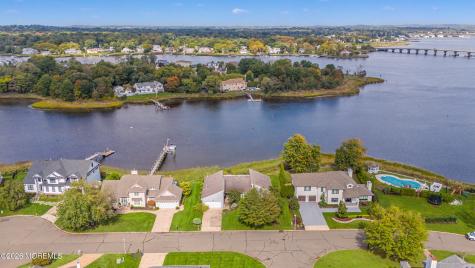 7 Leeward Court Oceanport NJ 07757