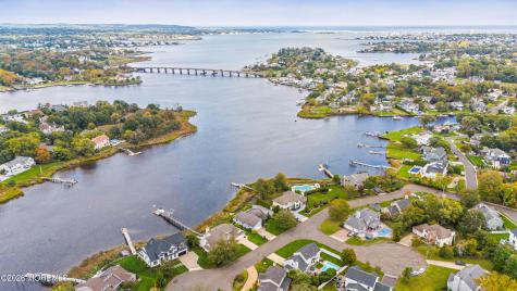 7 Leeward Court Oceanport NJ 07757