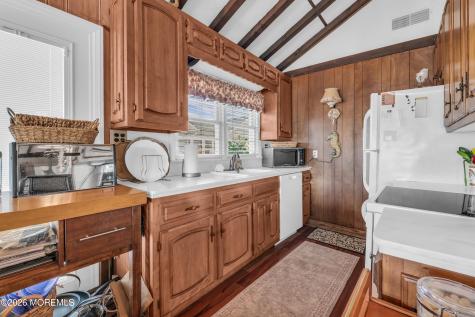22 Dickman Drive Lavallette NJ 08735