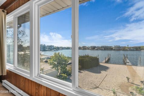 22 Dickman Drive Lavallette NJ 08735
