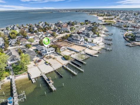22 Dickman Drive Lavallette NJ 08735