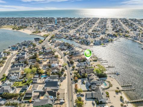 22 Dickman Drive Lavallette NJ 08735