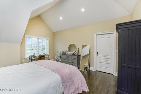 8 Scobeyville Drive Colts Neck NJ 07722