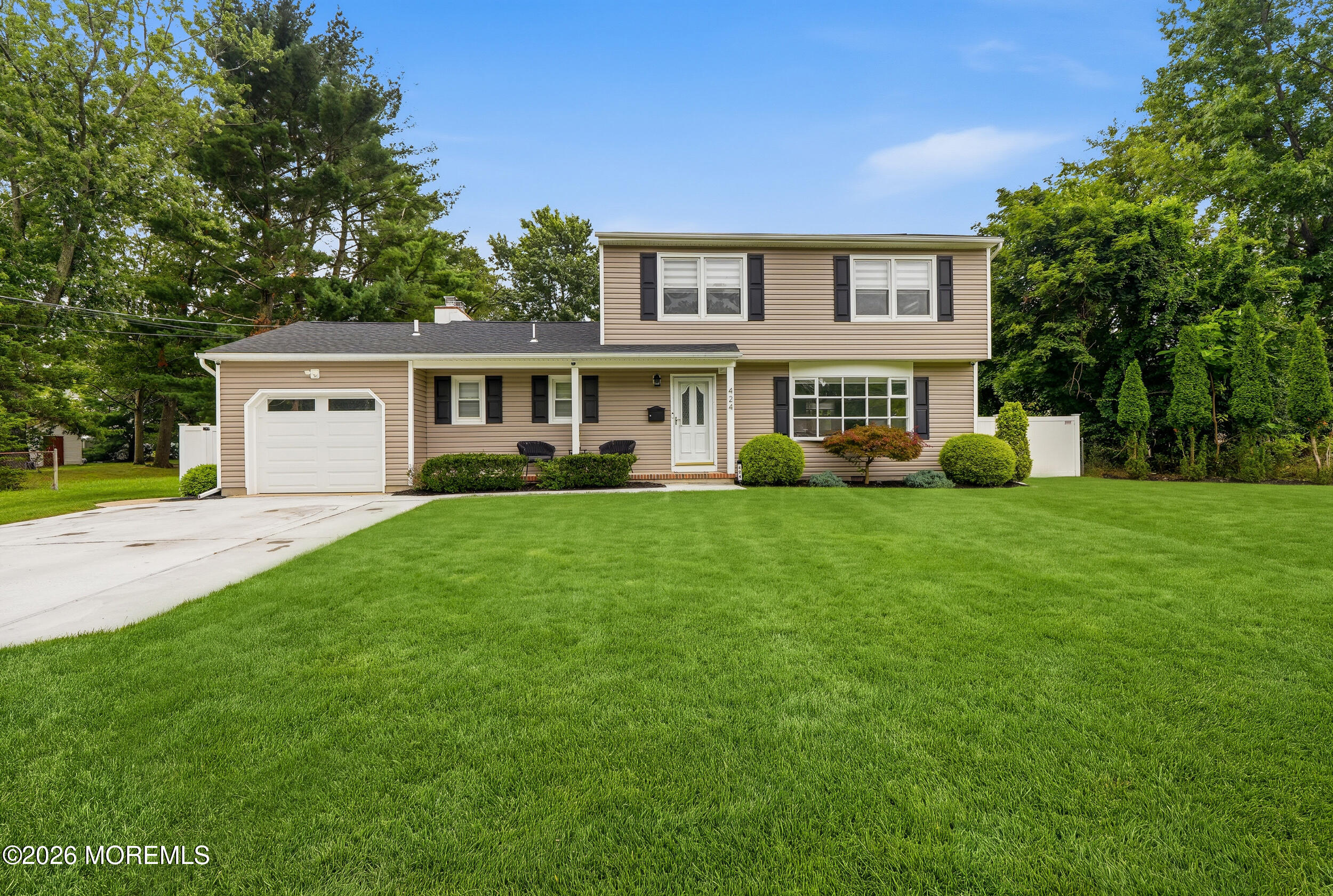 424 W Lake Avenue Oakhurst NJ 07755