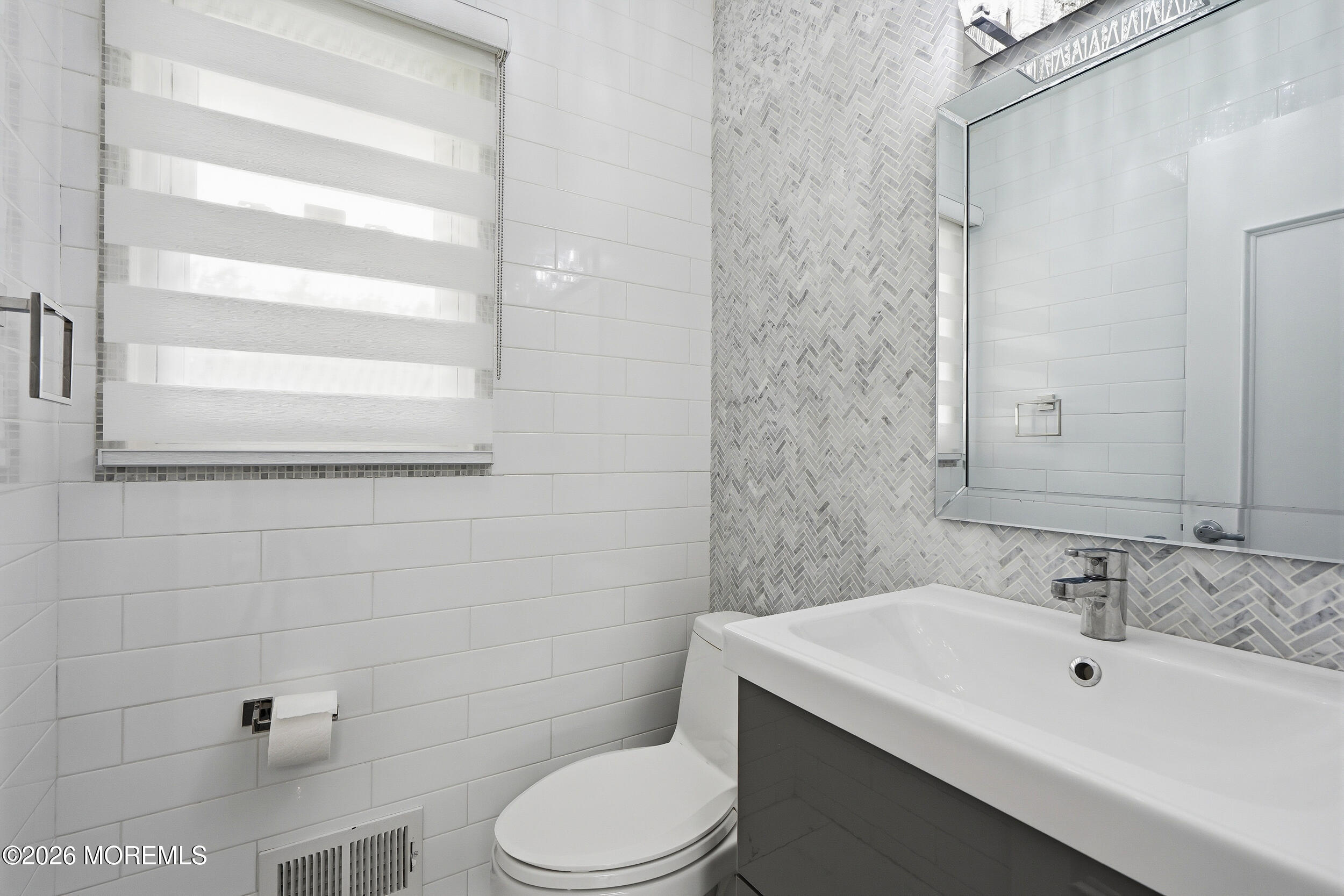 424 W Lake Avenue Oakhurst NJ 07755