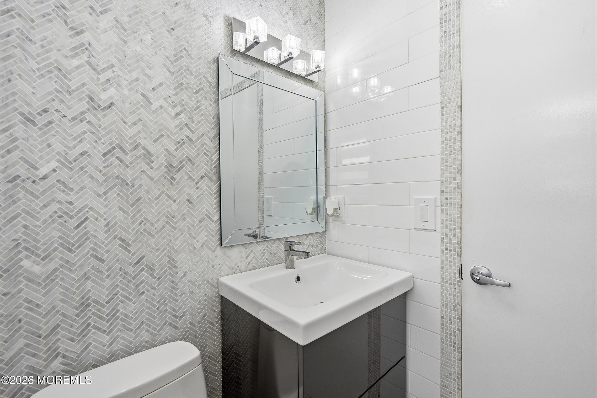 424 W Lake Avenue Oakhurst NJ 07755