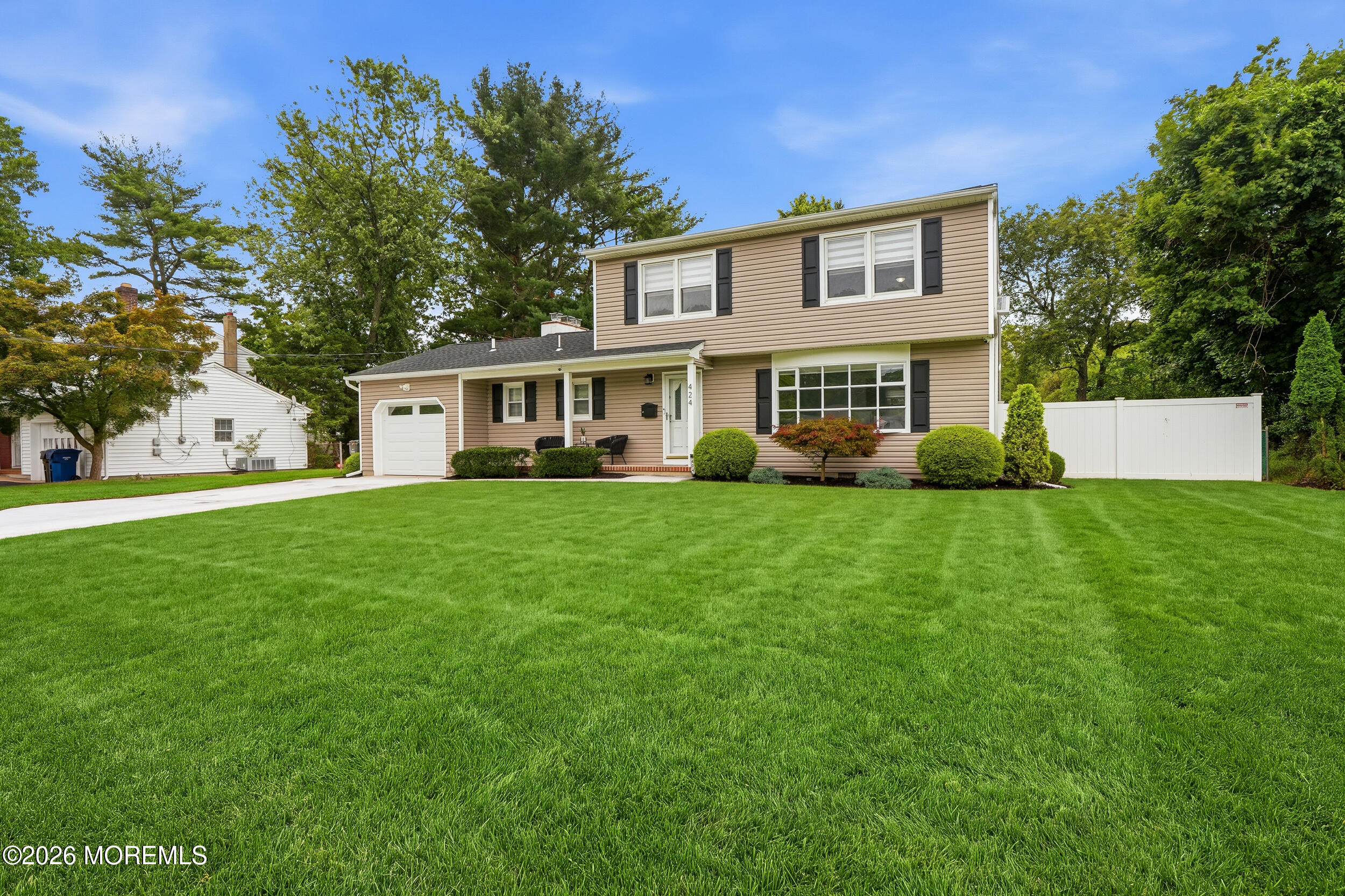 424 W Lake Avenue Oakhurst NJ 07755