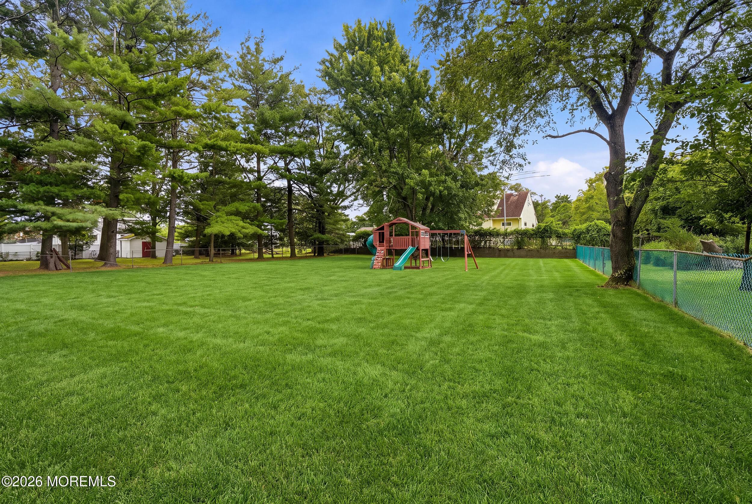 424 W Lake Avenue Oakhurst NJ 07755