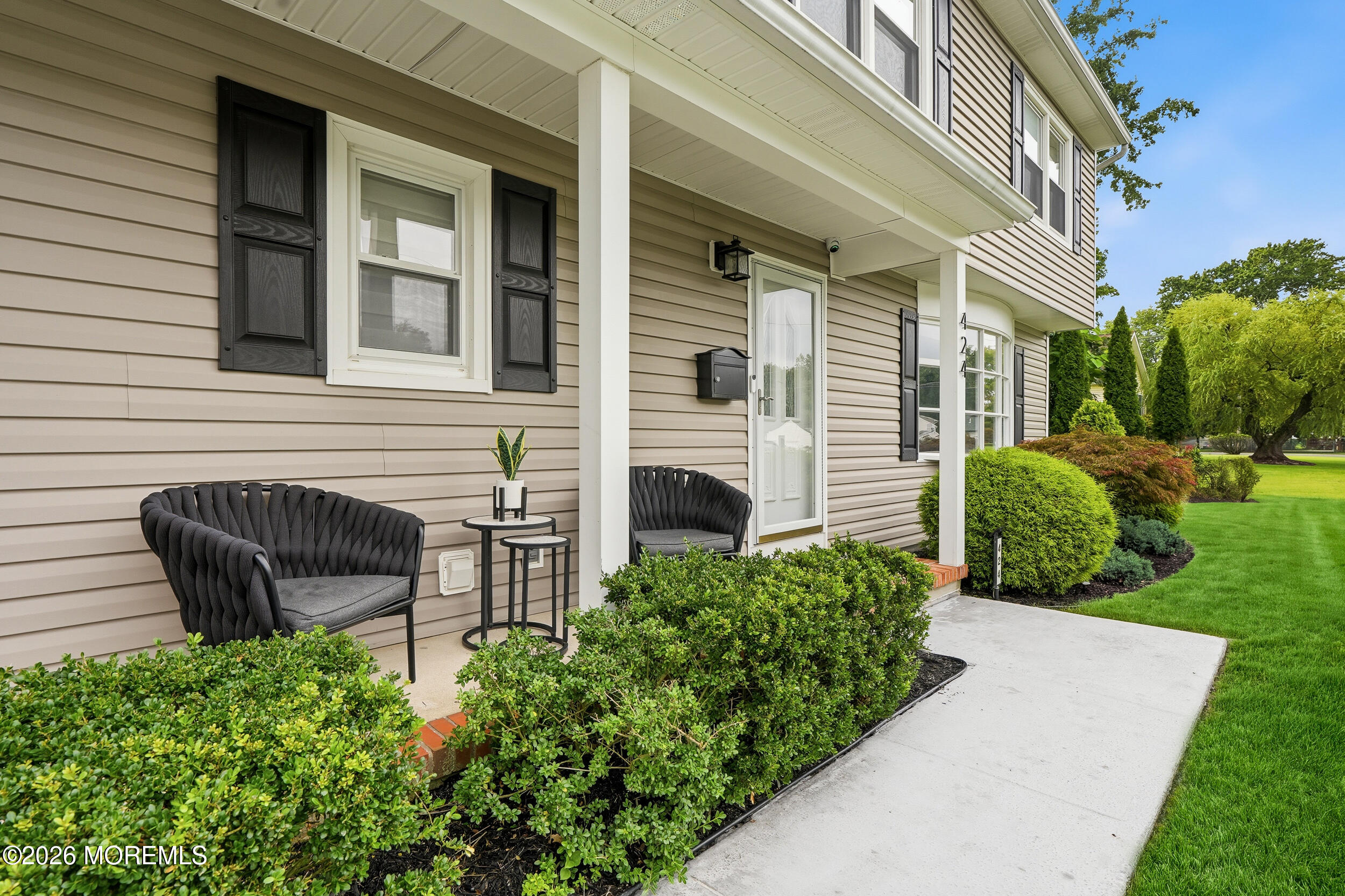 424 W Lake Avenue Oakhurst NJ 07755