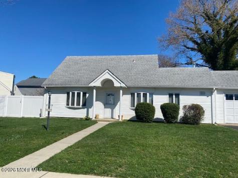 927 Woodgate Avenue Long Branch NJ 07740