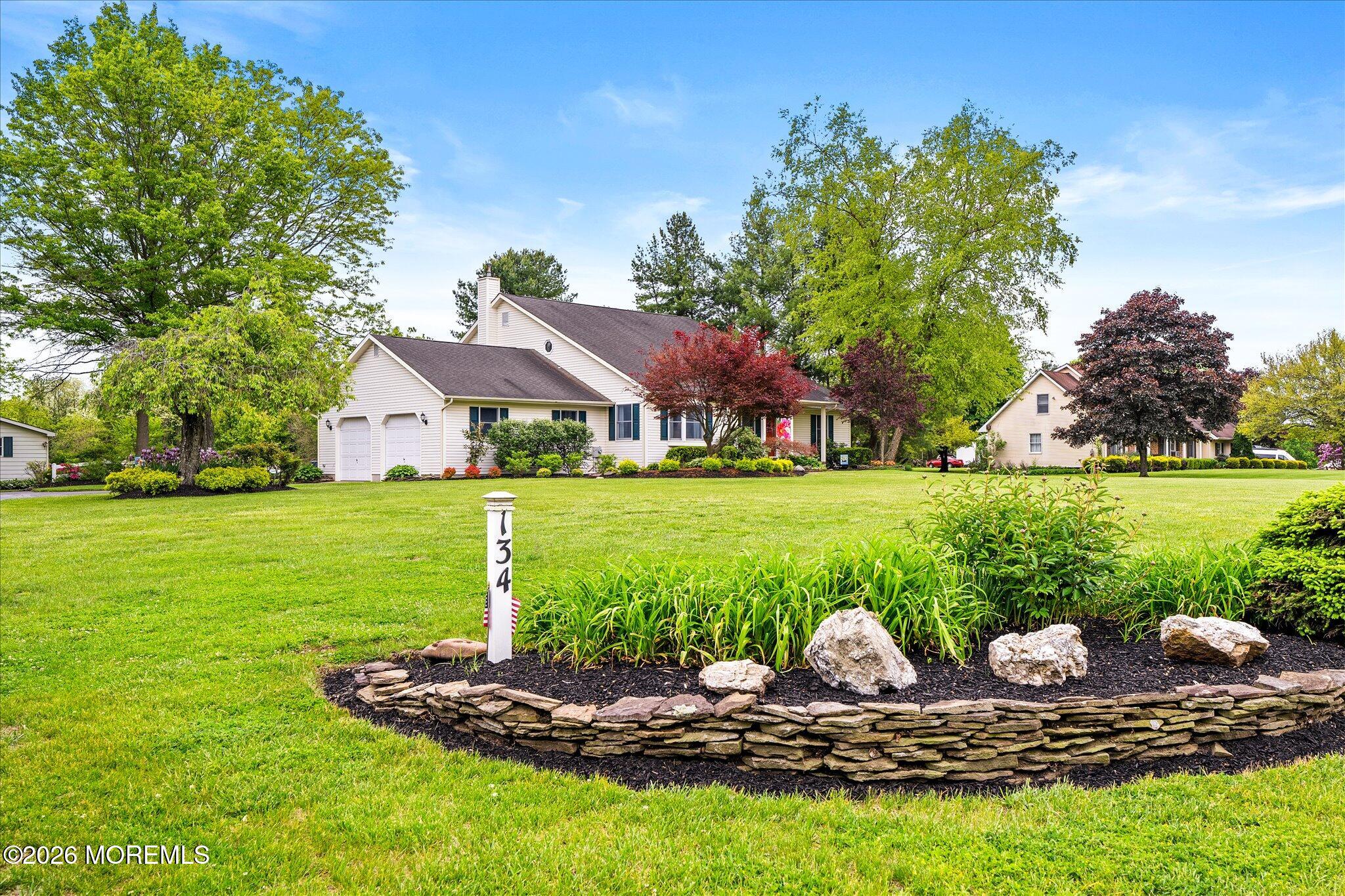 134 Schoolhouse Road Wrightstown NJ 08562