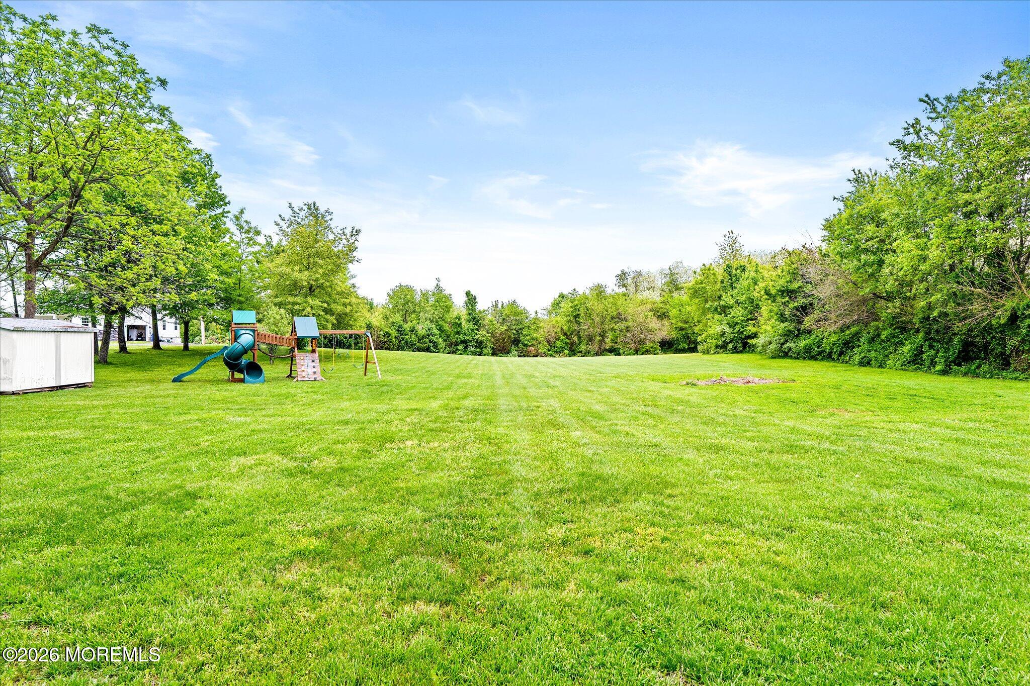 134 Schoolhouse Road Wrightstown NJ 08562