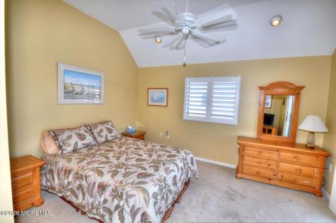 19 Centerboard Drive Bayville NJ 08721