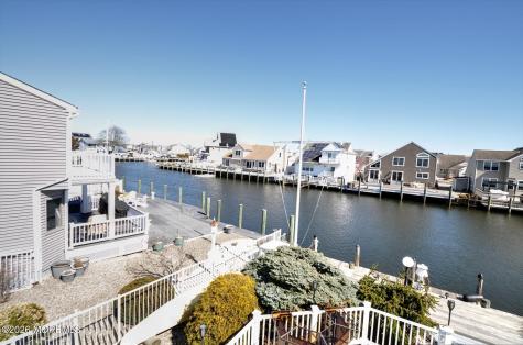19 Centerboard Drive Bayville NJ 08721