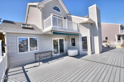 19 Centerboard Drive Bayville NJ 08721