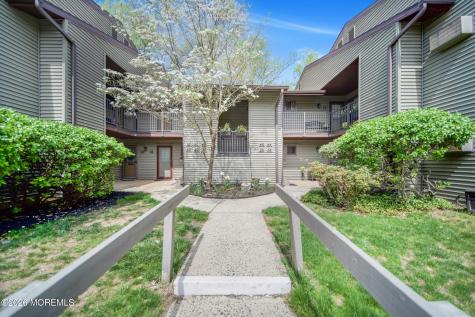 42 Medford Court Red Bank NJ 07701