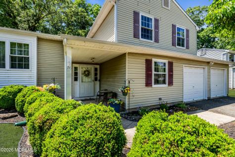 71 Glen Arden Drive Howell NJ 07731