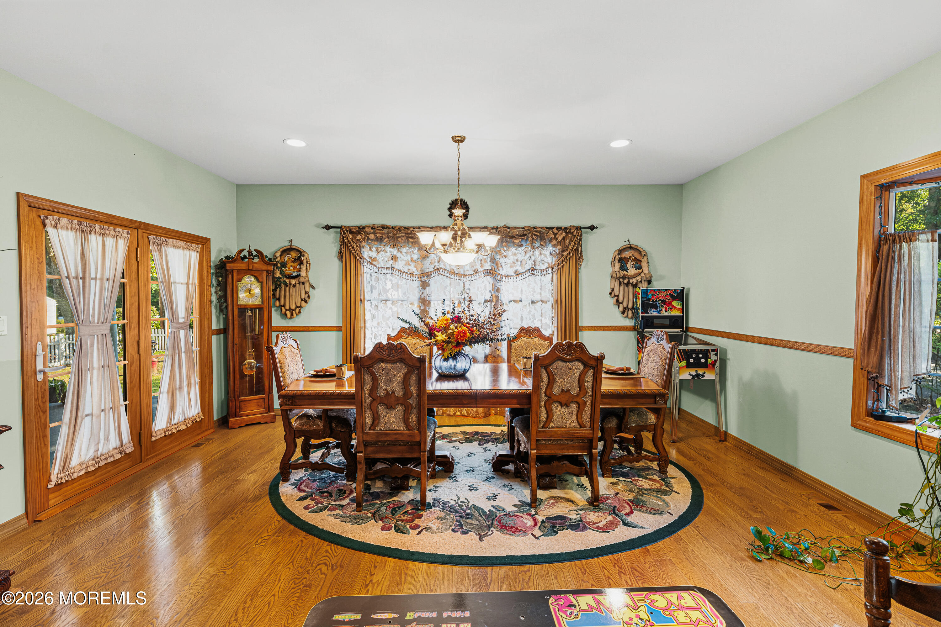 145 Magnolia Lane Middletown NJ 07748