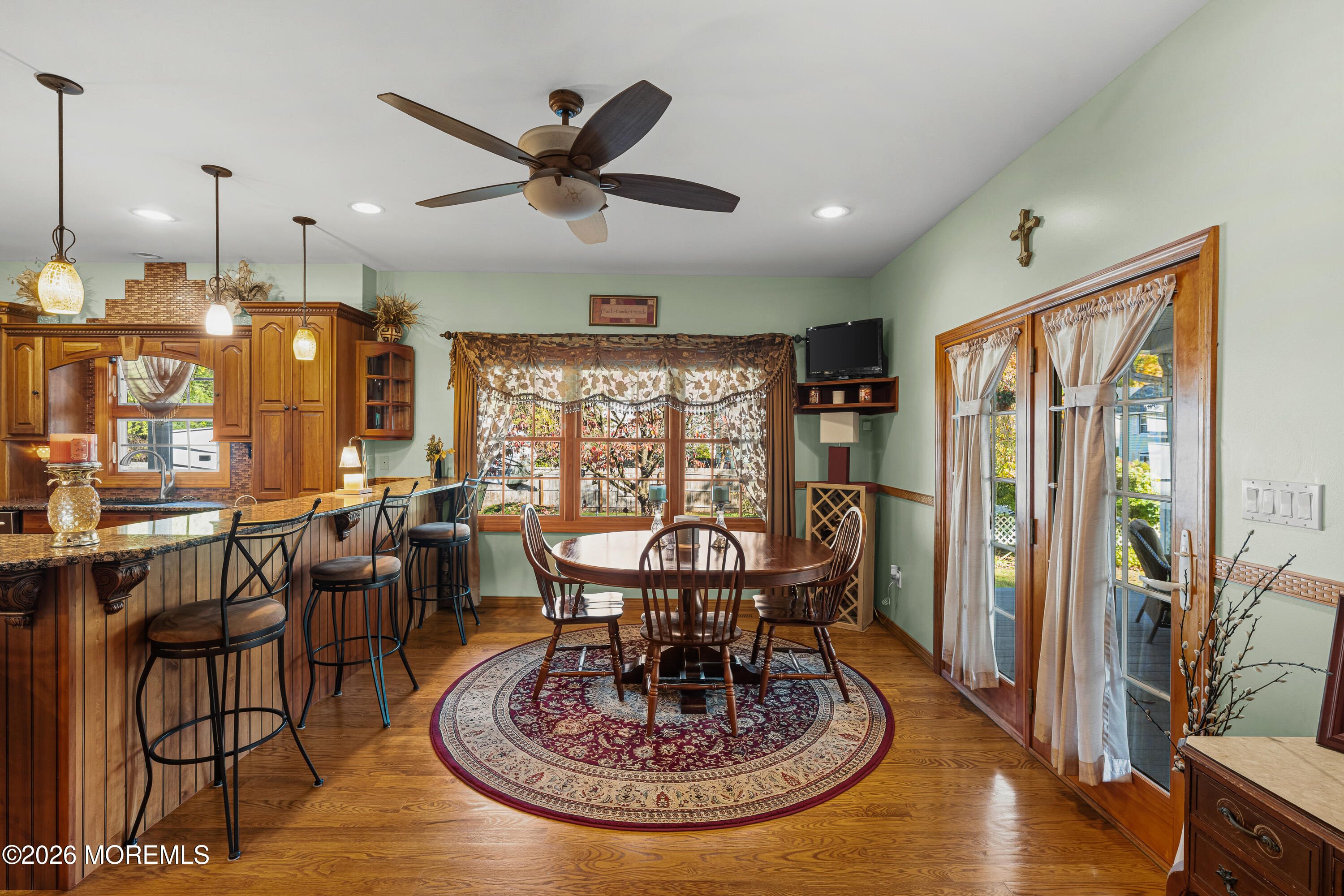 145 Magnolia Lane Middletown NJ 07748