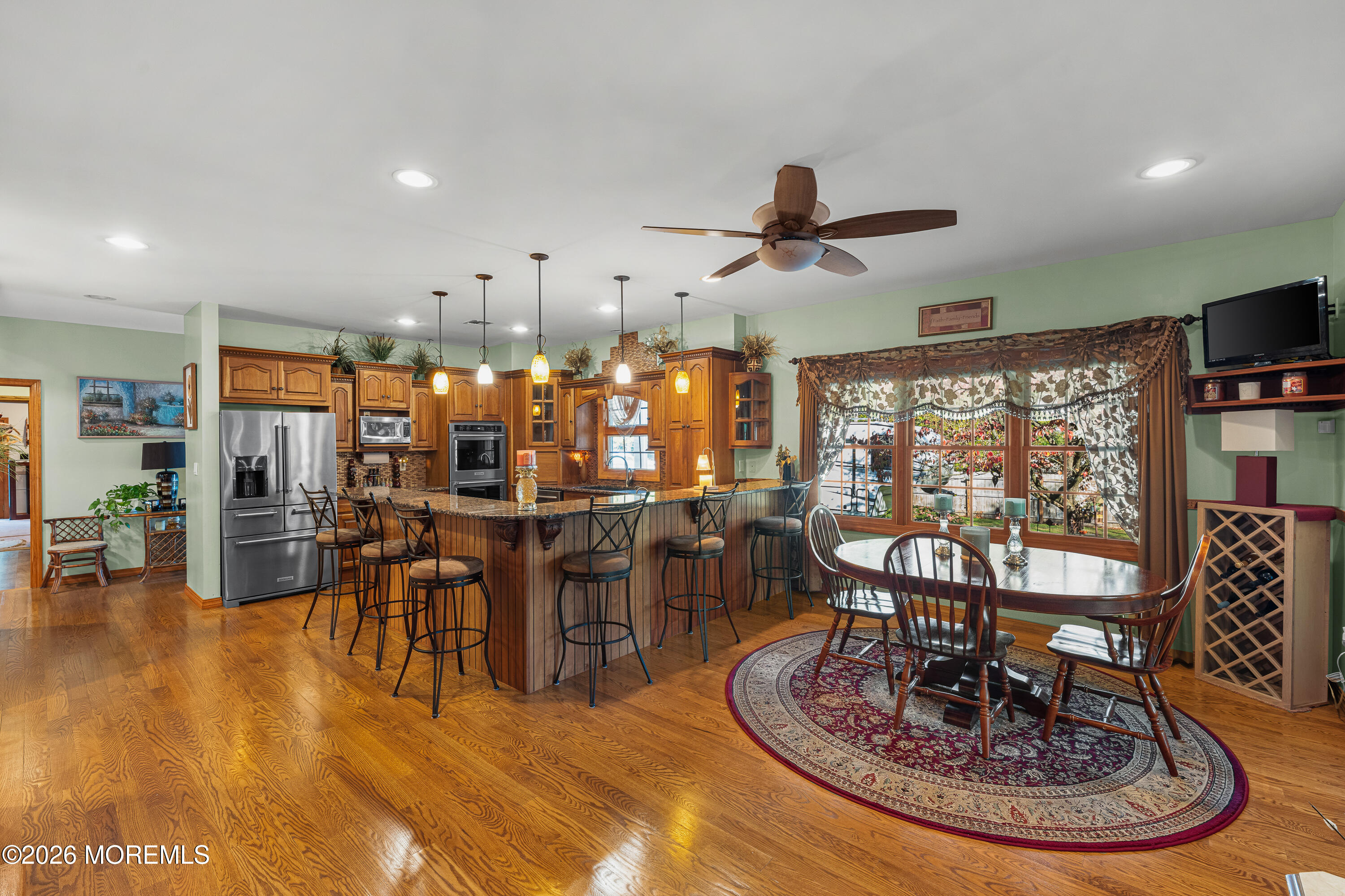 145 Magnolia Lane Middletown NJ 07748