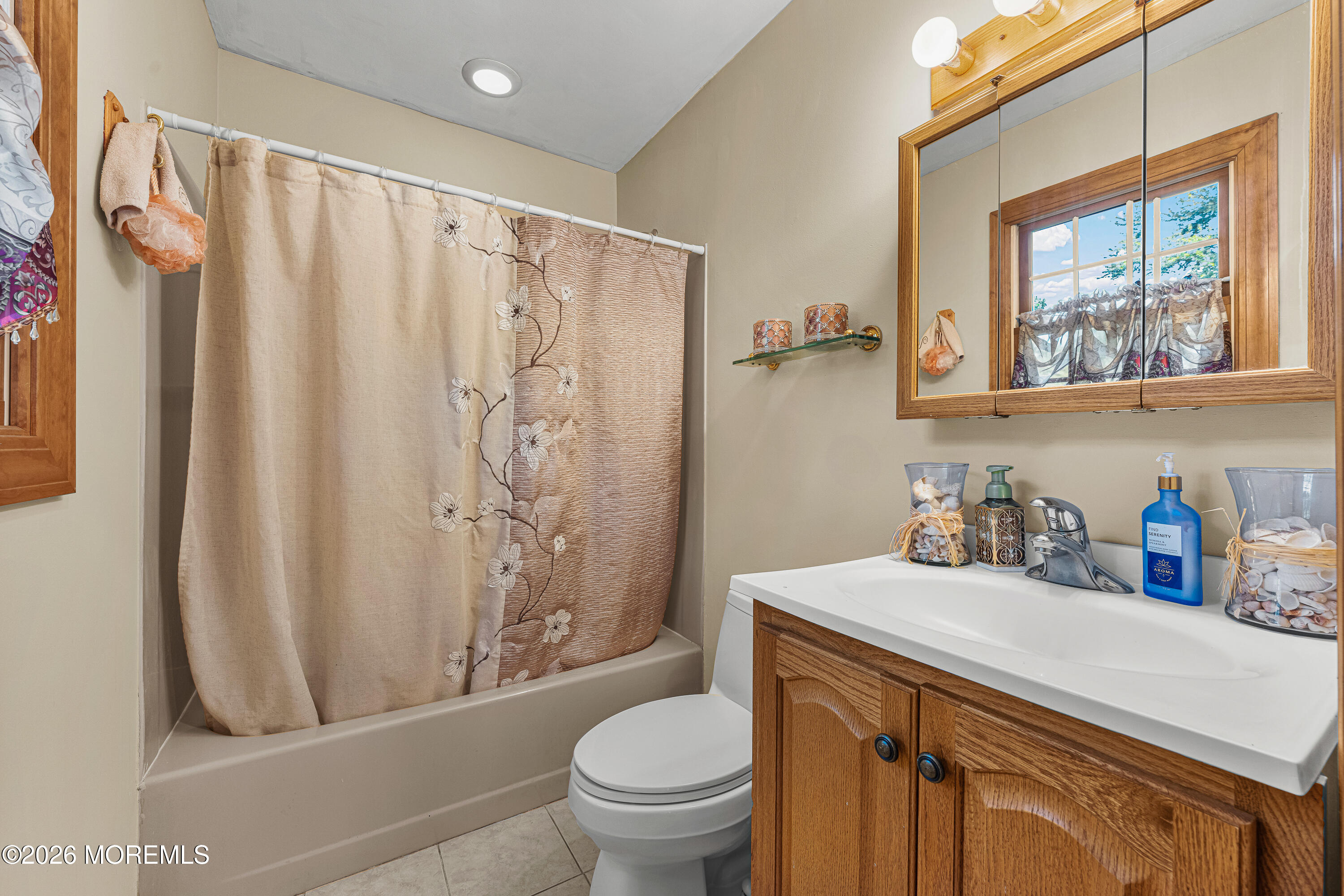 145 Magnolia Lane Middletown NJ 07748