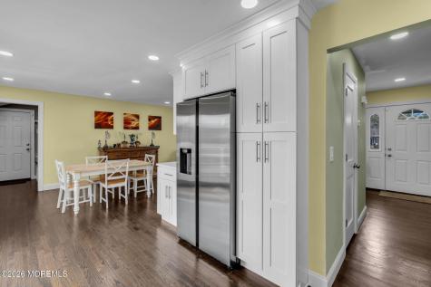 14 Riveredge Road Tinton Falls NJ 07724