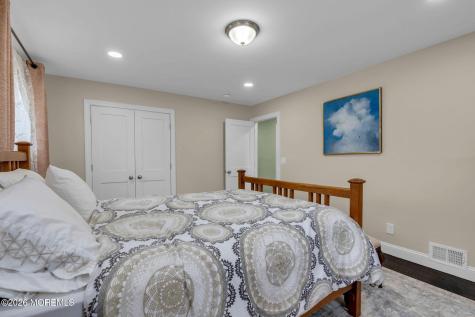 14 Riveredge Road Tinton Falls NJ 07724