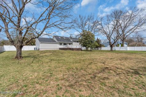 14 Riveredge Road Tinton Falls NJ 07724