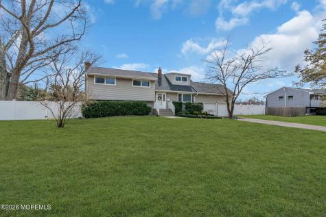 14 Riveredge Road Tinton Falls NJ 07724