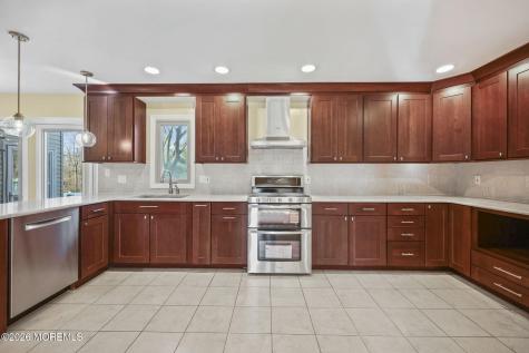 27 Meadow Lane Marlboro NJ 07746
