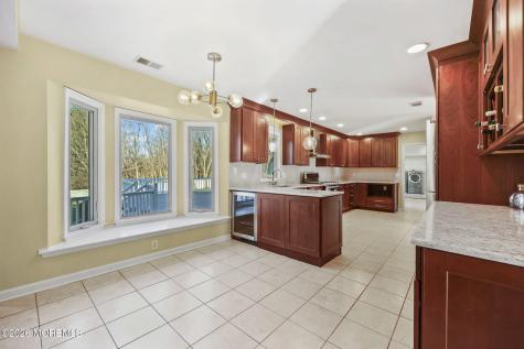 27 Meadow Lane Marlboro NJ 07746