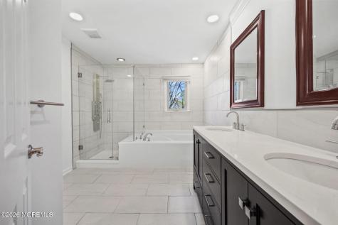 27 Meadow Lane Marlboro NJ 07746