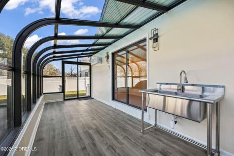 27 Meadow Lane Marlboro NJ 07746