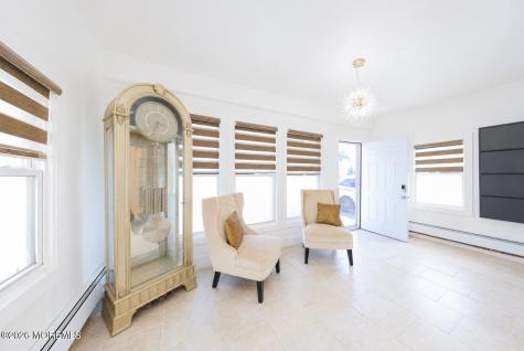 377 W Park Avenue Oakhurst NJ 07755