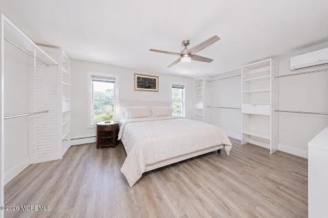 377 W Park Avenue Oakhurst NJ 07755
