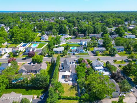 377 W Park Avenue Oakhurst NJ 07755