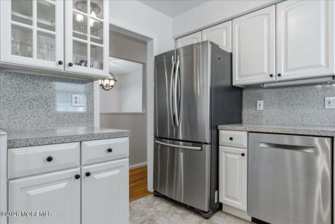 25-27 W 6th Street Bayonne NJ 07002