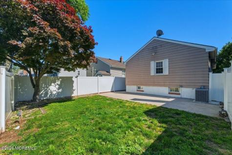25-27 W 6th Street Bayonne NJ 07002