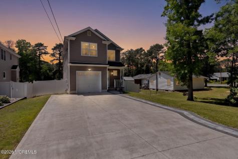 406 Nixon Avenue Bayville NJ 08721